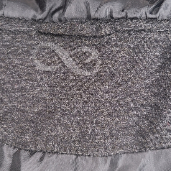 Be Boundless Quilted Vest - Picture 3 of 3